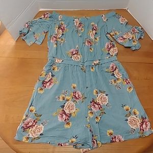 Xhilaration romper blue with roses large